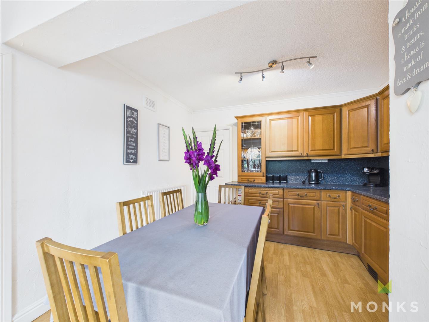 97 Llwyn Road, Oswestry, SY11 1EW For Sale